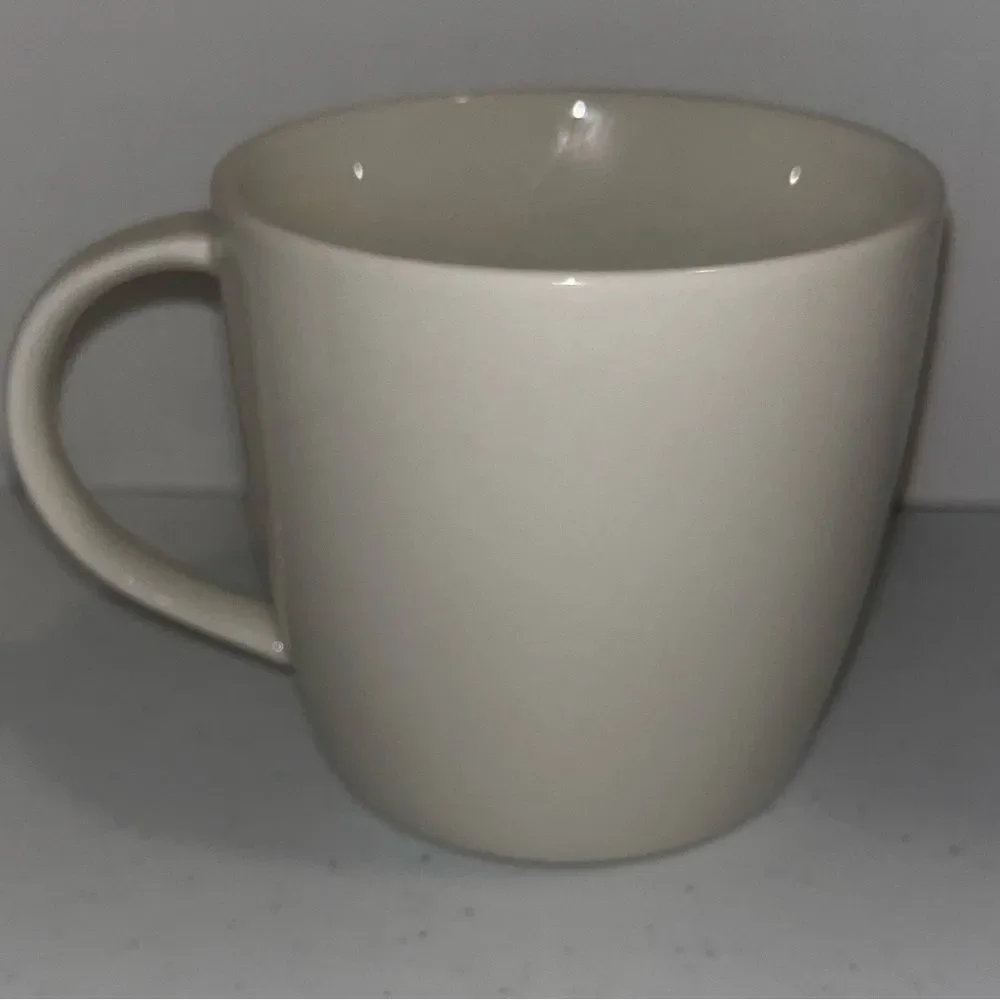 STARBUCKS Logo Mermaid White Coffee Ceramic 12oz Cup Mug 2008 tea